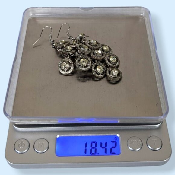 V. Dangling Green Crystal Earrings - Picture 6 of 6